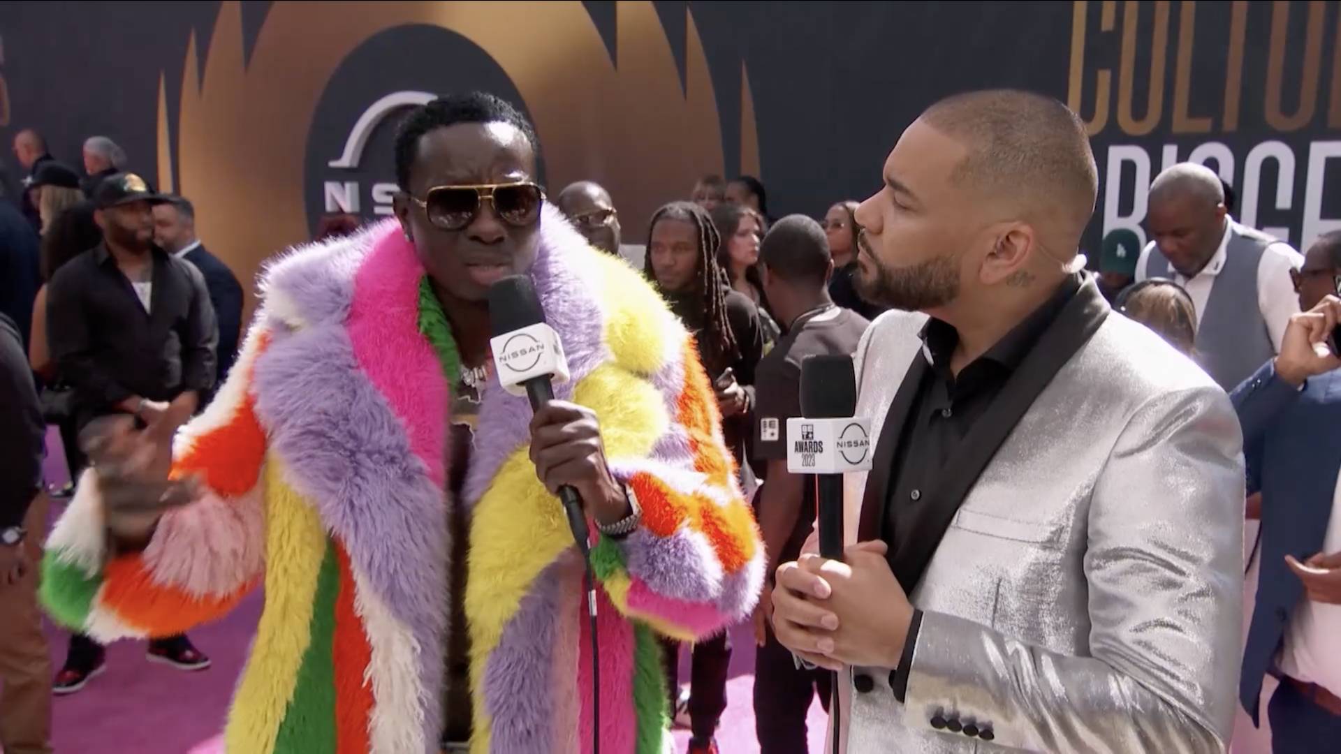 Comedian Michael Blackson discusses his hot red carpet look, growing up on hip-hop music and trying to dress like Big Daddy Kane as a teenager.