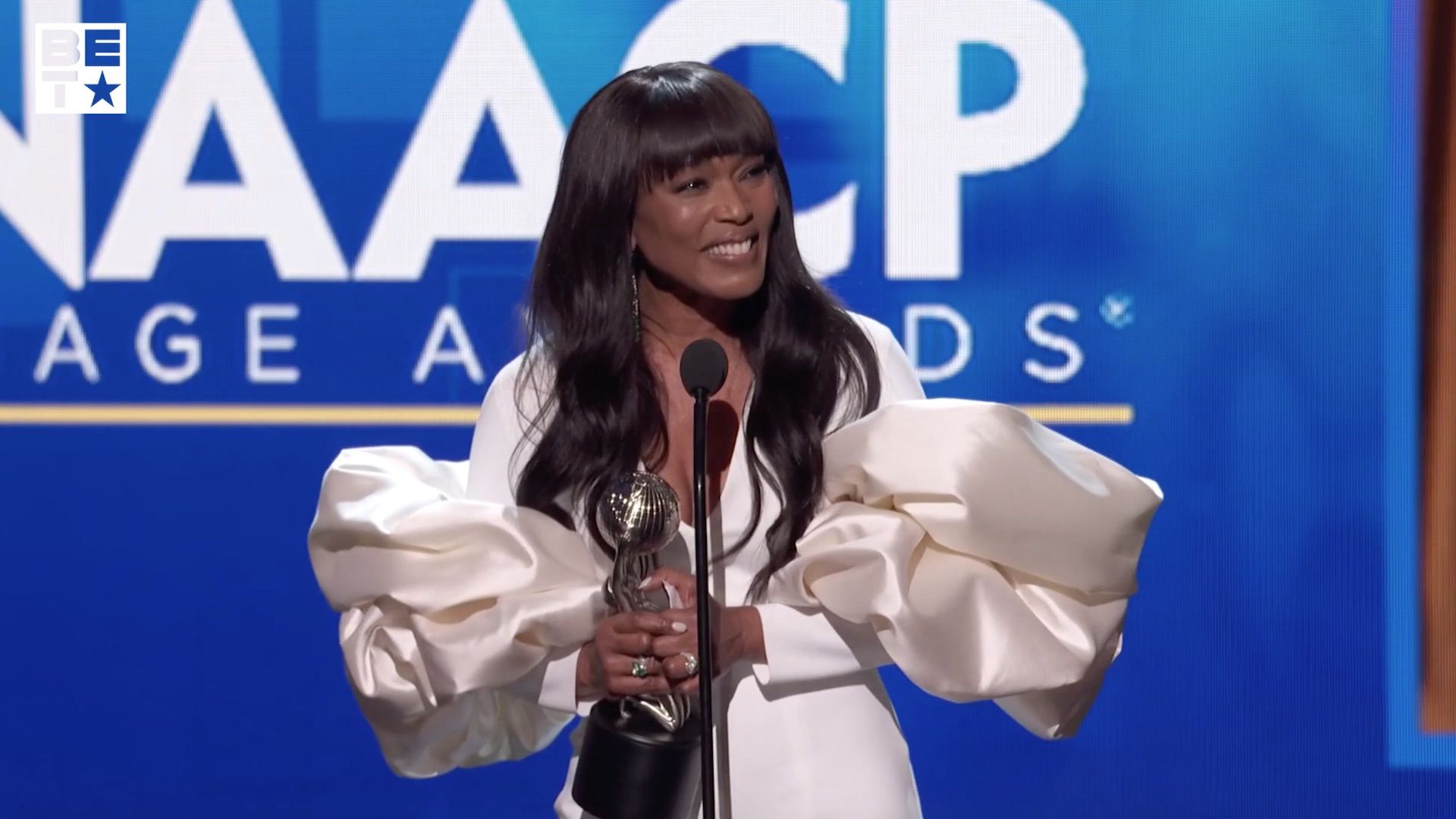 Angela Bassett Wins Entertainer of the Year 54th NAACP Image Awards