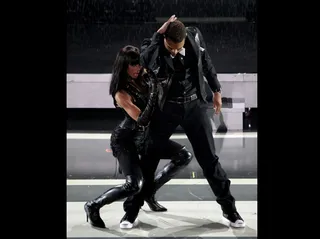 Let's Get Physical - The crowd goes wild as Chris Brown and Ciara turn it up a notch.