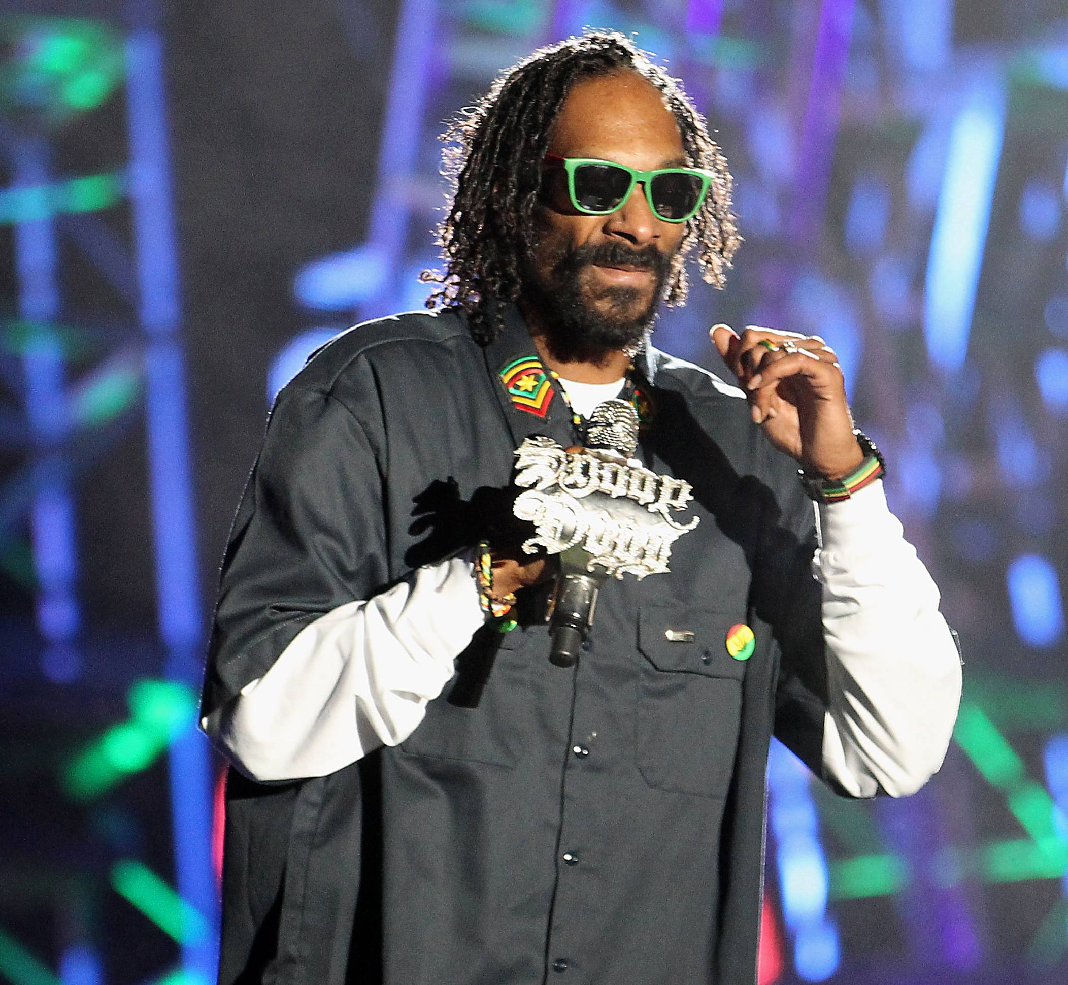 Snoop Dogg Arrested 11 - kadqaxx
