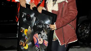 Rihanna Sells 100 Million Records Awarded Plaque Def Jam Recording