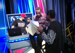 Notes - Bow Wow reviews the script at 106 &amp; Park, November 6, 2012. (Photo: John Ricard / BET).