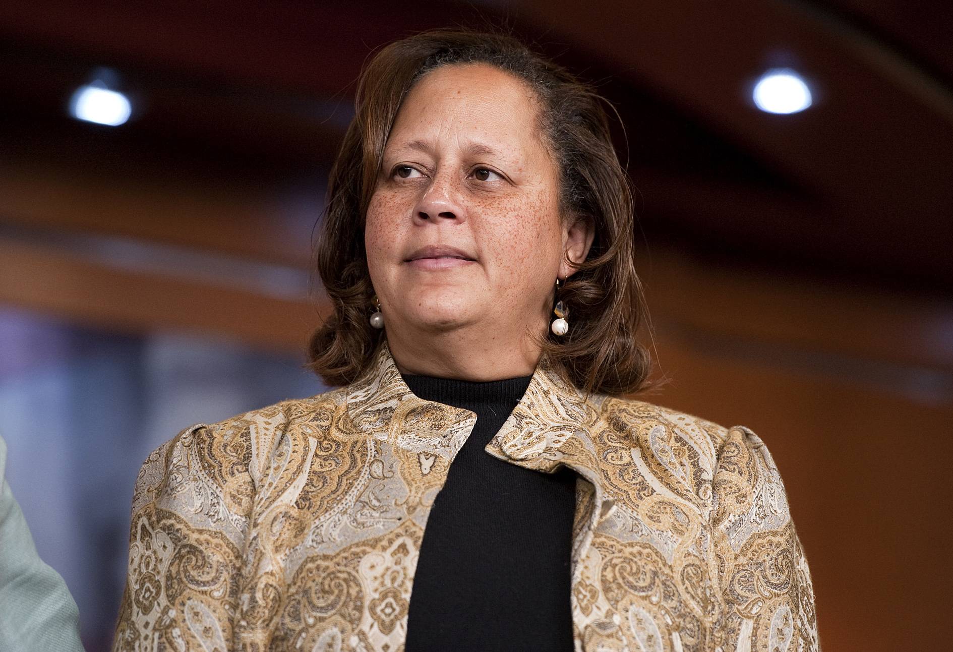 Rep. Laura Richardson in Ethical Hot Water Again | News | BET