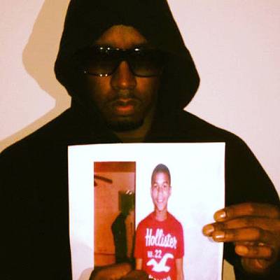 Sean &quot;Diddy&quot; Combs -  ‏ @iamdiddy: http://t.co/8fvQwDU3 Everyone Counts #MILLIONHOODIES I Support #TRAYVONMARTIN... RT TO THE WORLD!!(Photo: Diddy via Twitter)