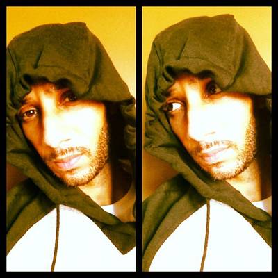 Kasseem &quot;Swizz Beatz&quot; Dean\r - @THEREALSWIZZZ: Had to Hoodie up for Trayvon http://t.co/IcjmRsfp what a sad situation ! Blessing to his fam.\r(Photo: Swizz Beatz via Twitter)