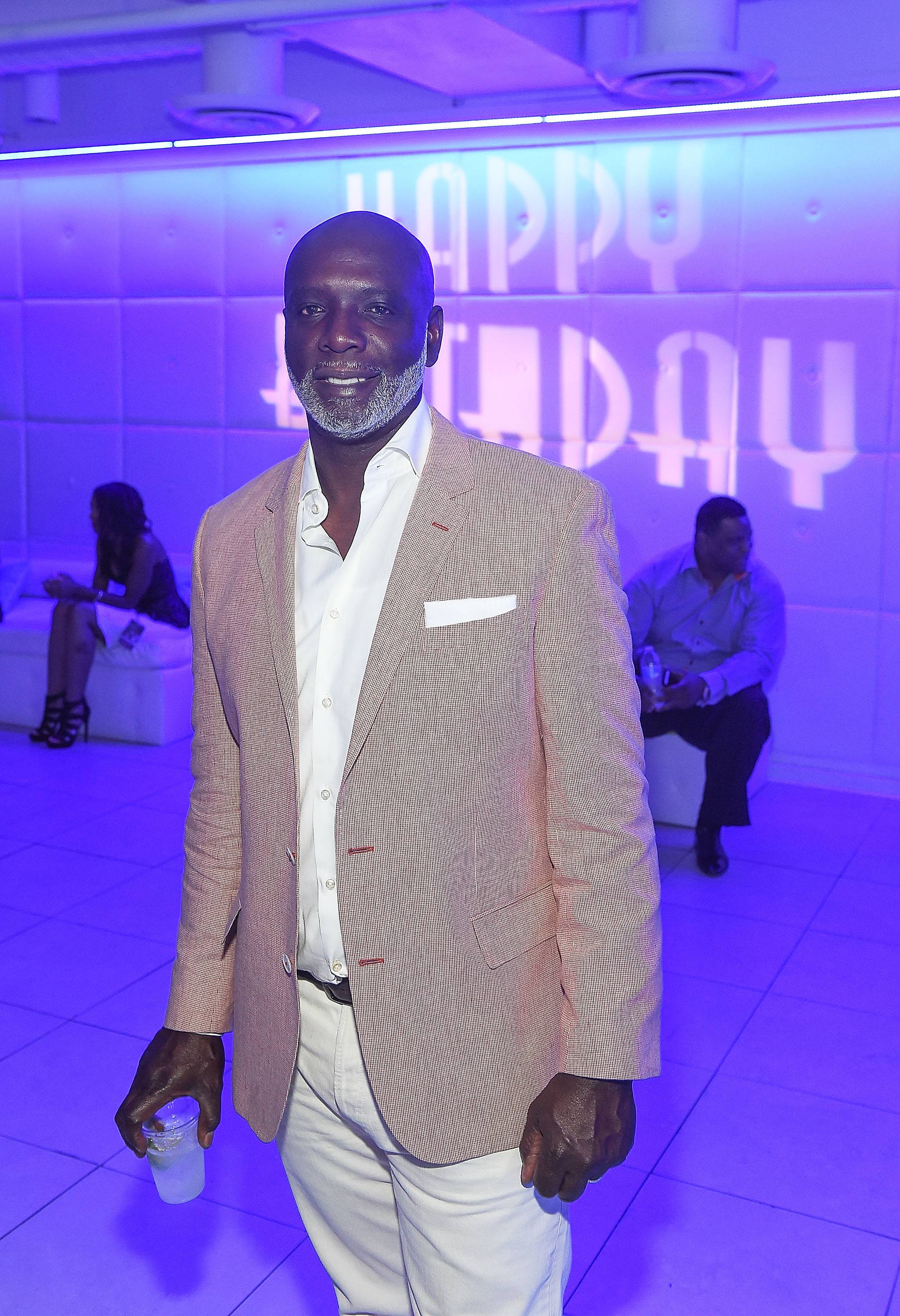 Peter Thomas’ Sports Bar Shut Down Over SixFigure Tax Lien News BET