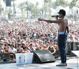Confident the Rapper - Chance the Rapper closed out Coachella week one on day three with a stellar performance. The Chi-town rapper took it back with his overall jumpsuit and baseball cap for his Sunday afternoon performance.&nbsp;&nbsp;(Photo: Kevin Winter/Getty Images for Coachella)