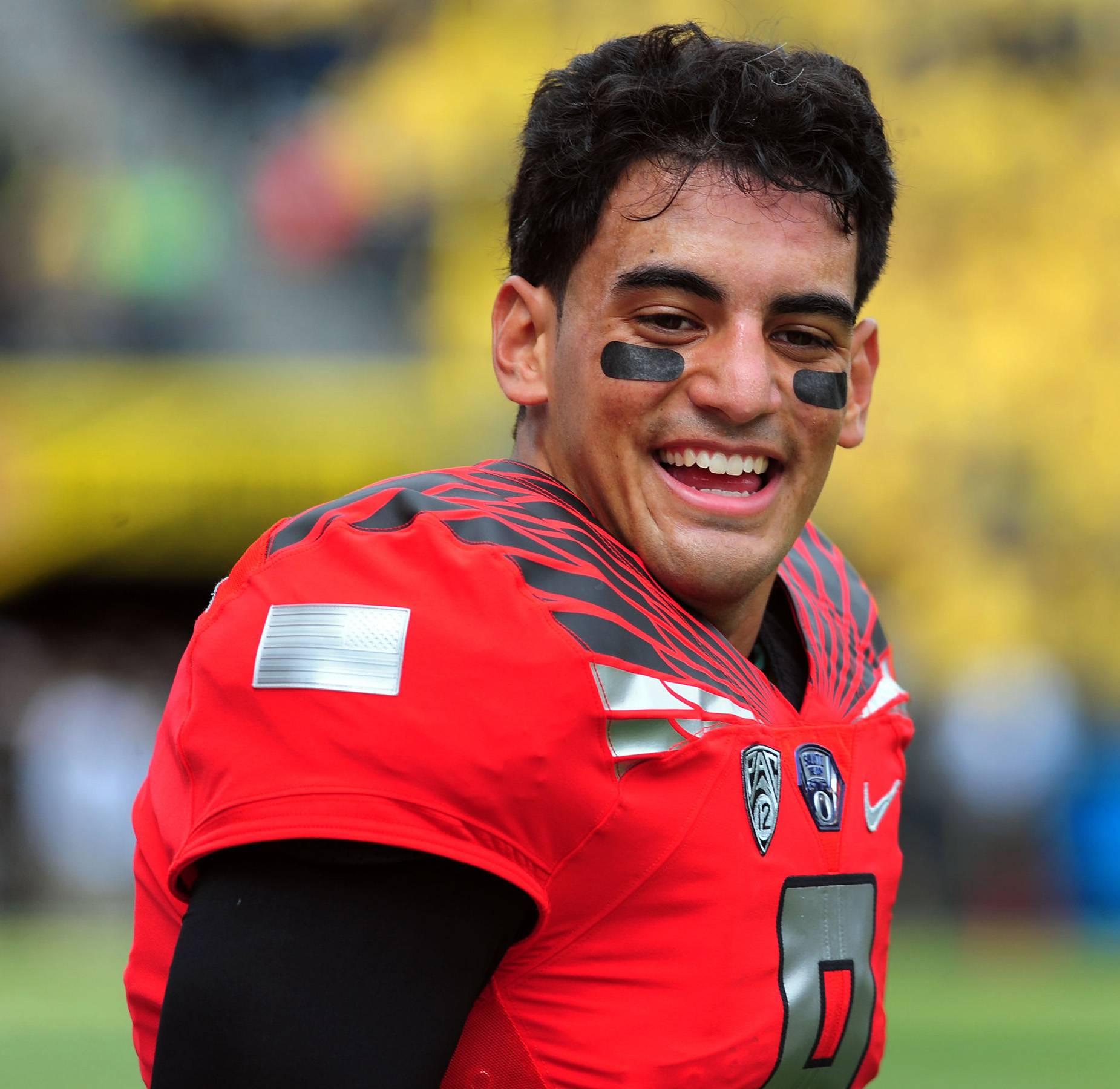 oregon-qb-marcus-mariota-image-9-from-storylines-to-follow-for-2014