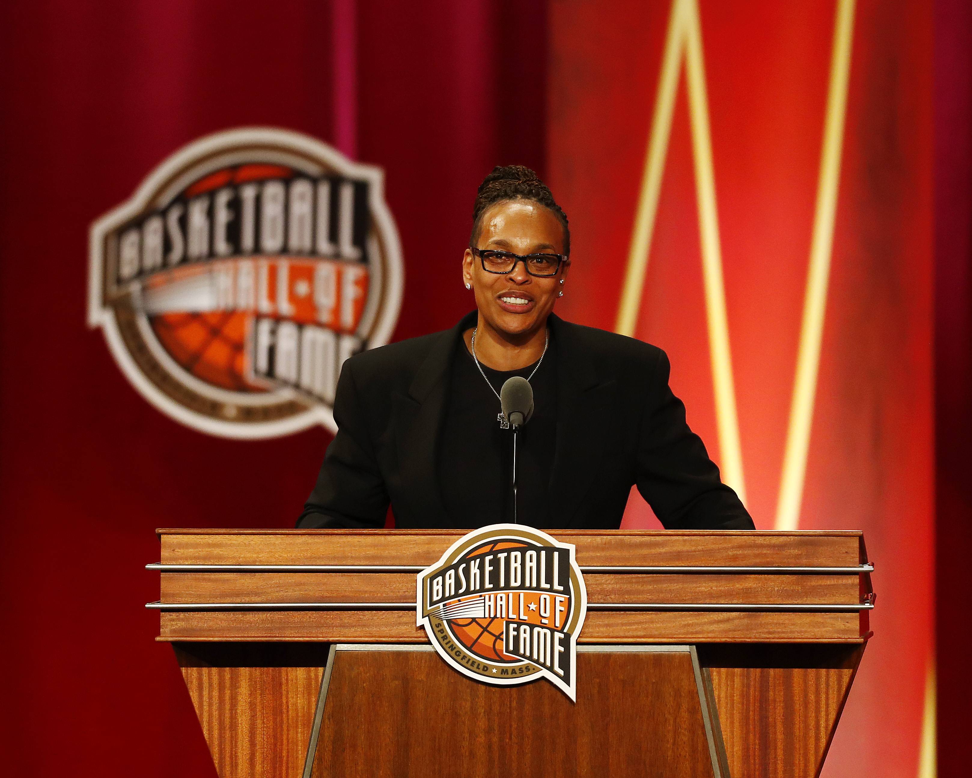 New Orleans Pelicans Hire Teresa Weatherspoon, Making Her The Eighth