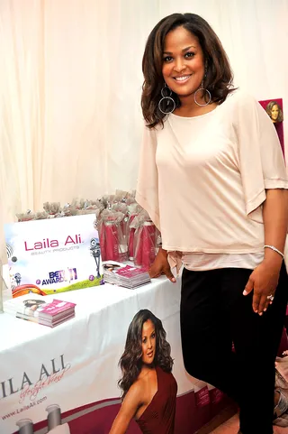 Knockout Beauty Products Line\r - Former boxer Laila Ali was on hand Saturday at the Celebrity Gift Suite to promote her line of beauty products.\r&nbsp;\r(Photo by Valerie Goodloe/PictureGroup)
