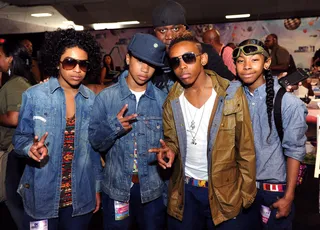 Mindless Behavior - R&amp;B upstarts Mindless Behavior stirred up some FANdemonium when they entered the BET Awards Radio Remote Room. 2011 BET Awards Radio Room at The Shrine Auditorium June 24, 2011 Los Angeles, California. &nbsp; &nbsp; Photo by Earl Gibson/PictureGroup