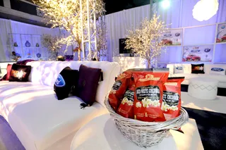 Got Snacks? - What’s a Social Media Lounge without snacks? The best way to work up an appetite is tweeting about celebrities.&nbsp;&nbsp;(Photo: Phil McCarten/PictureGroup)