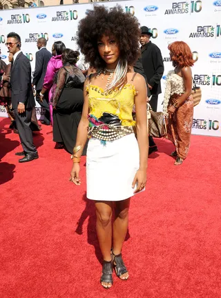 Esperanza Spalding - Esperanza Spalding sported her funky style and signature do at the 2010 BET Awards.  (Photo: Gregg DeGuire/PictureGroup)