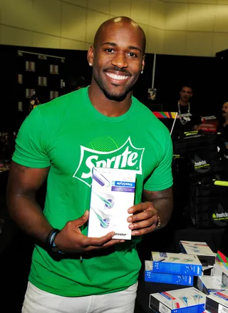 Bose's Buds - TV personality Dolvett Quince checks out some ways to get the most out of his music listening experience with Bose earbud headphones. (Photo: Amy Graves/BET/Getty Images for BET)