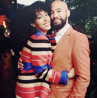 Autumn Dance - Crisp white shirts and colorful blazers make for a perfect fall look. Solange’s red lip ties it all together.&nbsp; (Photo: Solange Knowles via Instagram)
