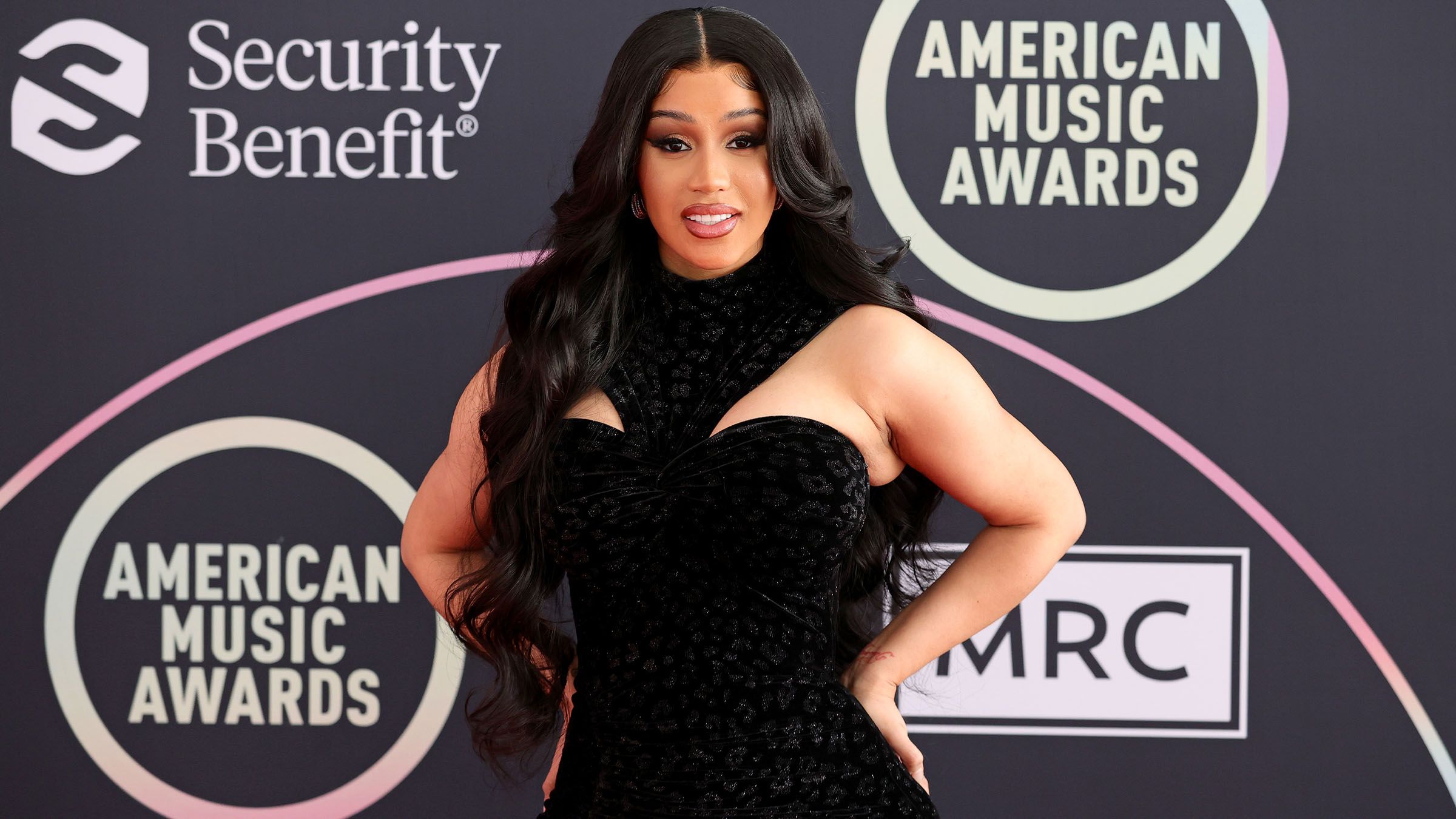 Cardi B Shares Cute Pictures of Daughter Kulture and Son Wave in Latest Post - Vimarsana News