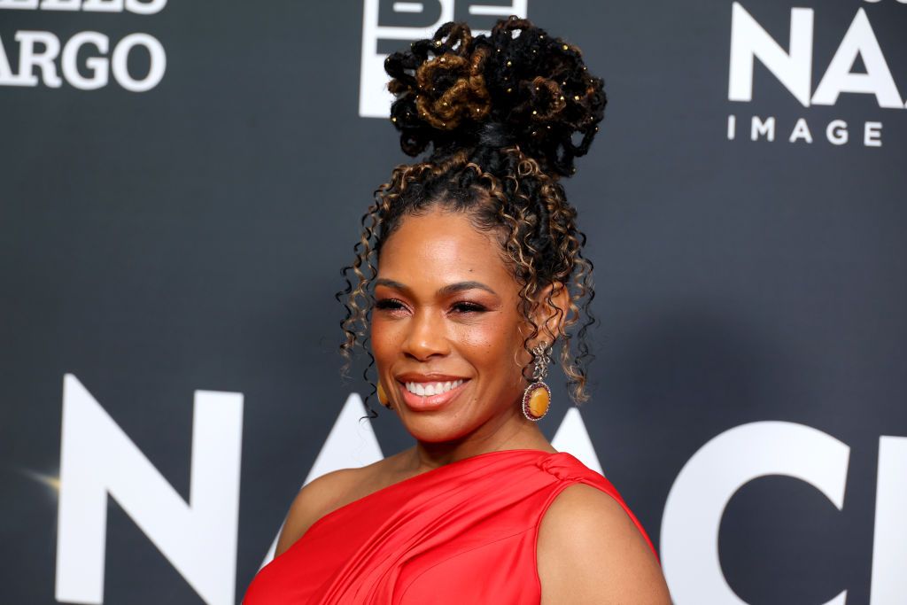 'Snowfall' Alum Angela Lewis is on a Mission to Fix the Black Maternal Health Crisis - Vimarsana News