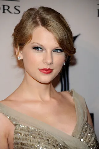 Taylor Swift: December 13 - The country singer celebrates her 22nd birthday. &nbsp; (Photo: Frederick Breedon IV/Getty Images)
