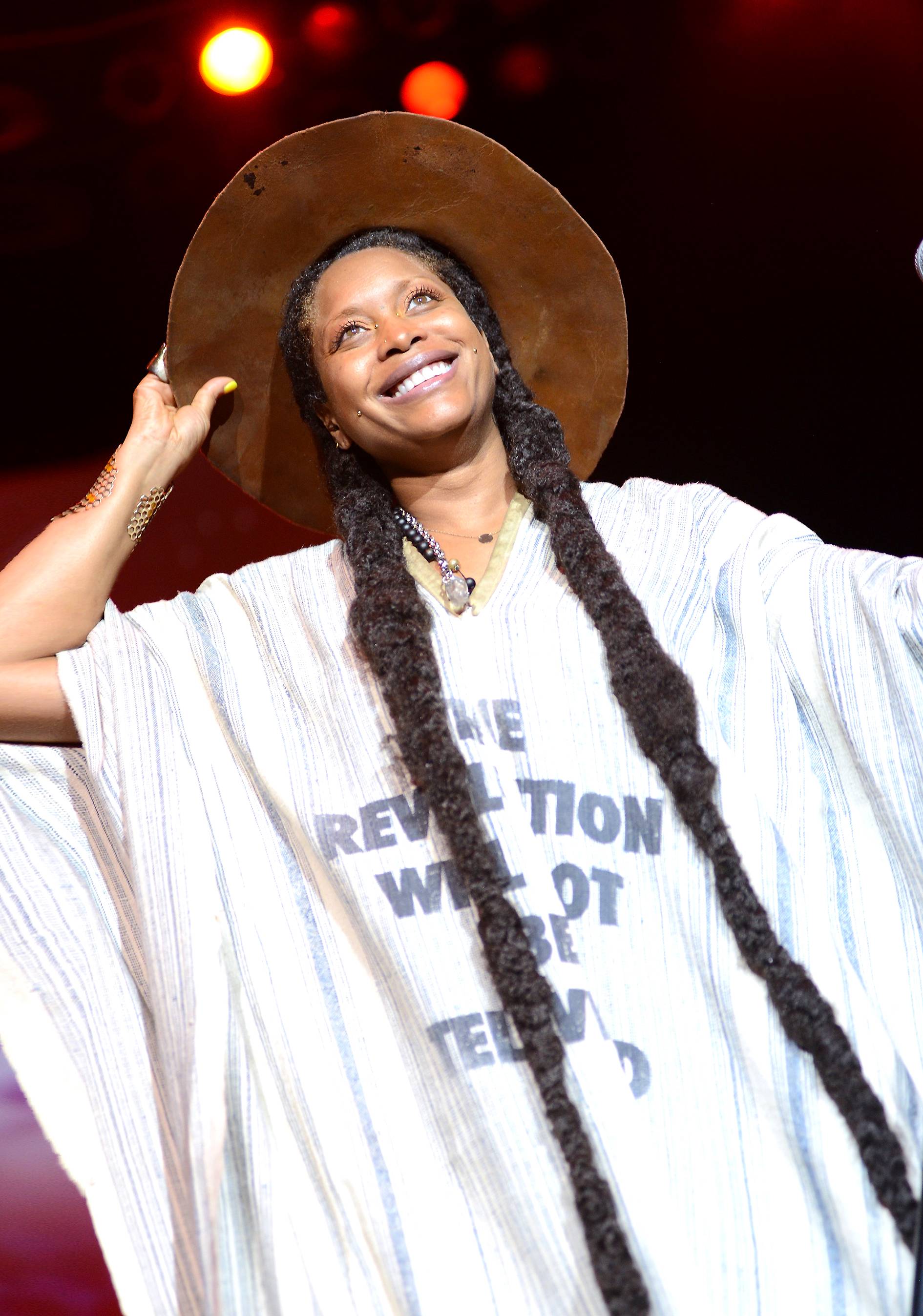 Erykah Badu's New Braids Go to the Floor News BET