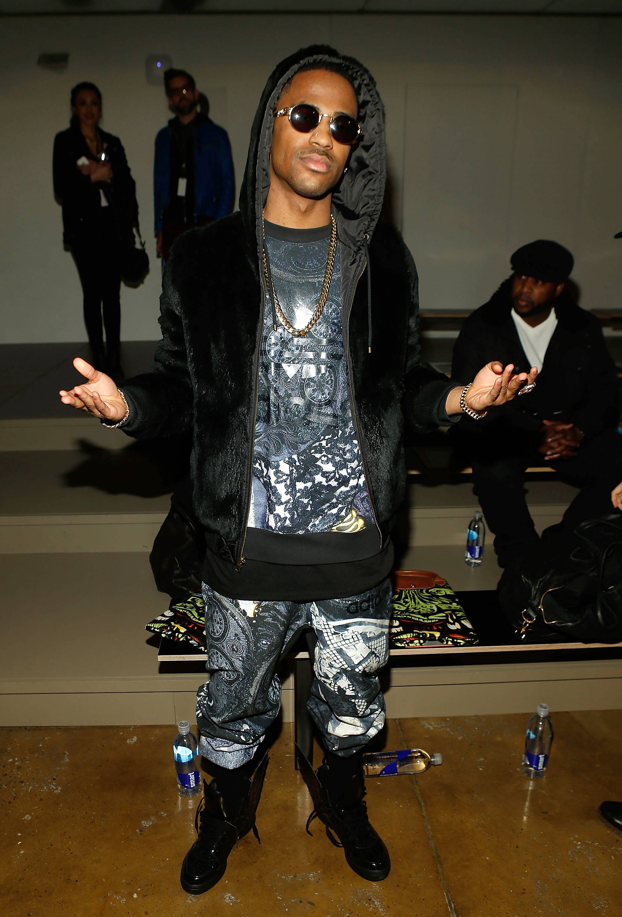 Pharrell Williams Clothes and Outfits  Star Style Man – Celebrity men's  fashion