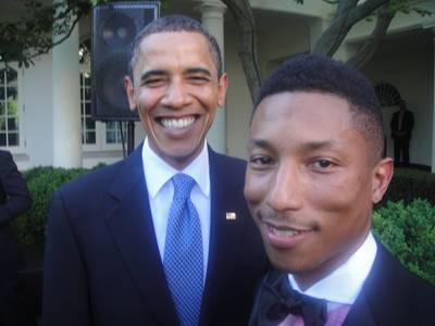 P &amp; P - Super-producer Pharrell stopped by the White House to celebrate Cinco de Mayo with the president in 2010.(www.twitter.com)