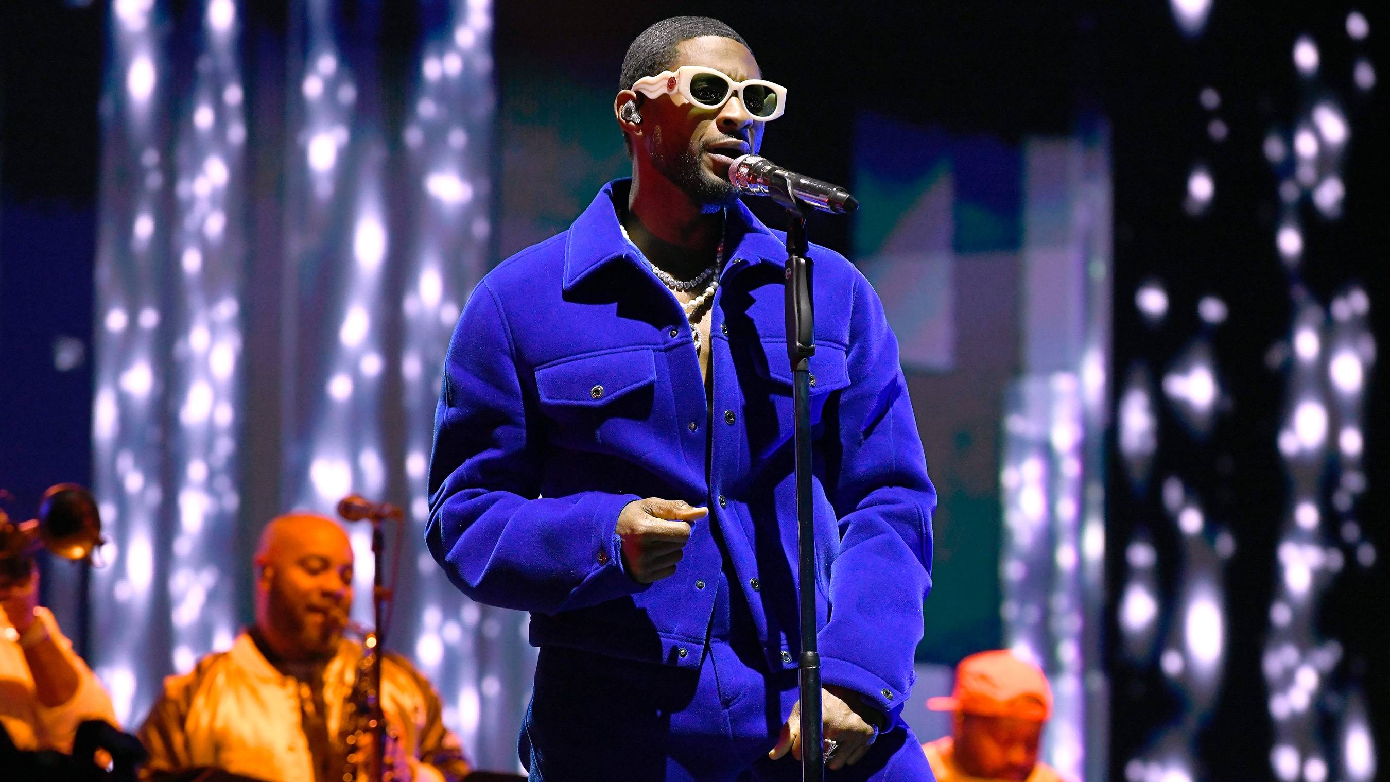 BET Awards 2023 5 Timeless R&B Jams From Usher News BET AWARDS