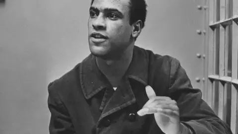 Oakland, CA February 29, 1968 - Huey Newton is interviewed at the Alameda County Courthouse. (Howard Erker / Oakland Tribune)&#13;&#13;Published September 27, 1968; May 30, 1970.&#13;&#13;&#13;&#13;&#13;(Digital First Media Group/Oakland Tribune via Getty Images)
