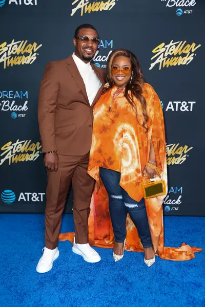 Jordan and Kierra Sheard Kelly owned the blue carpet with their trendsetter 'fits. - (Photography By Gip III for Central City Productions) (Photography By Gip III for Central City Productions)