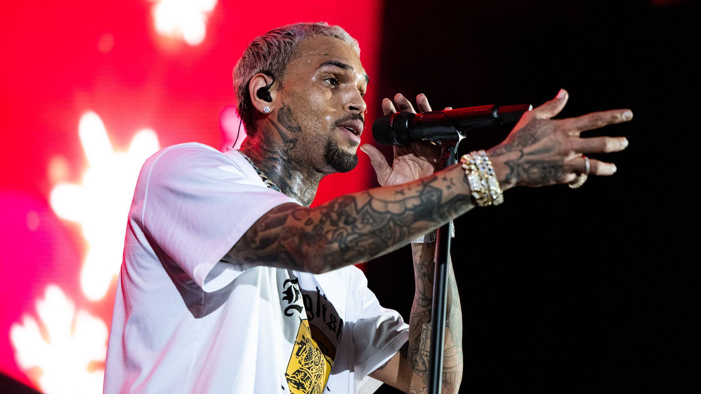 Chris Brown's Alleged Involvement In Club Fight Questioned By U.K.  Authorities | News | BET