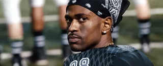 Big Sean f/ E-40 - IDFWU (Produced by DJ Dahi, DJ Mustard, Kanye West &amp; Key Wane) - A night at the club quickly turns into a petty party once this infectious smash—Big Sean's biggest—hits the speakers.(Photo: GOOD Music / Def Jam)