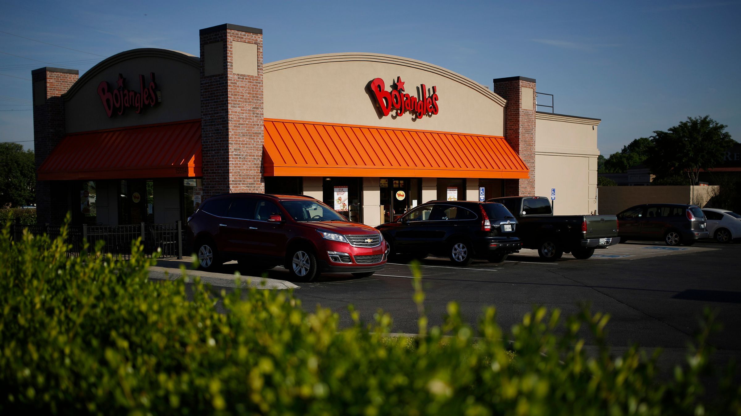 Bojangles Restaurant Accused o Racism By Former Employee | News - Vimarsana News