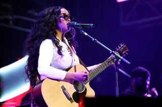 H.E.R. performs at the STAPLES Center at the BET Experience.  - (Photo by Randy Shropshire/Getty Images for BET)&nbsp;