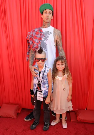 Travis Barker &amp; Kids - Rock star drummer Travis Barker brought along his super-cute kids for the red carpet walk last year.(Photo: Frank Micelotta/PictureGroup)
