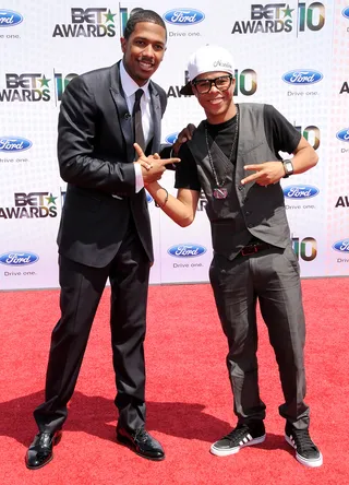Nick Cannon &amp; Aaron Fresh - Last year Nick Cannon posed on the red carpet in a simple suit and tie with freshly dressed Aaron Fresh. Nick, this year we want you to surprise us.(Photo: Frank Micelotta/PictureGroup)