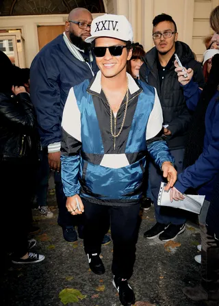 Fandemonium - Bruno Mars signed autographs for fans after performing on Radio Ones live lounge.&nbsp;(Photo: Tony Oudot/WENN)
