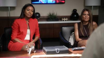Work Drama  - Kara rides with Mary Jane on her decision to try to get new and more Black stories told on SNC.   (Photo: BET)
