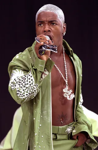 Sisqó: November 9 - The &quot;Thong Song&quot; singer celebrates his 35th birthday.&nbsp; (Photo: Sven Hoogerhuis/PictureGroup)