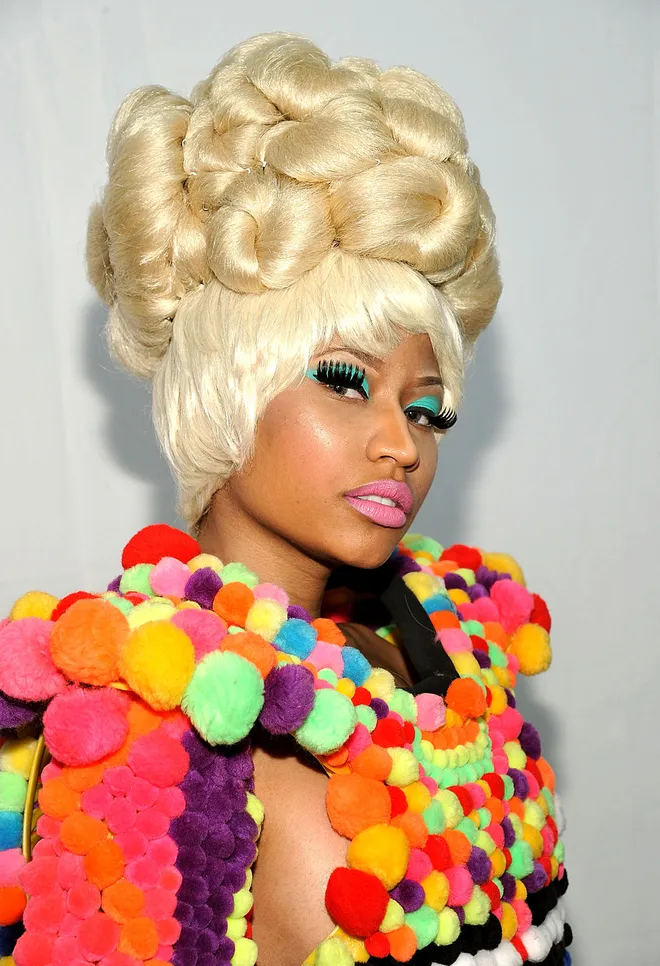 what does nicki minaj look like without a wig and makeup