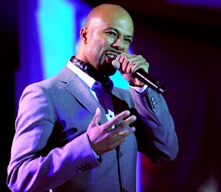 Common Comes to the White House - After the rapper was invited by Michelle Obama to be a part of a poetry event at the White House, Sarah Palin and a host of other Republicans blast the first lady for including him. Their gripe? A political-minded poem Common recited on Def Poetry Jam.(Photo: Kristian Dowling/PictureGroup)