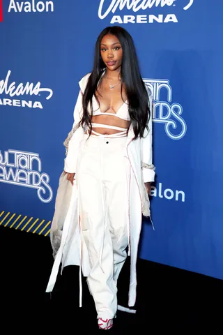 SZA Giving Us Aaliyah Vibes! - (Photo: Leon Bennett/Getty Images for BET)&nbsp;
