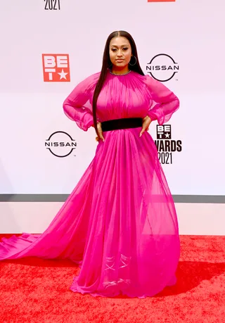 Jazmine Sullivan in Gucci - (Photo by Paras Griffin/Getty Images for BET)