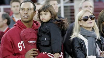 Tiger Woods and Elin Nordegren - Multiracial pro-golfer Tiger Woods divorced his ex-wife Elin Nordegren, a former Swedish model, last August. The marriage produced two children—daughter Sam Alexis Woods, born in June 2007, and son Charlie Axel Woods, born in February 2009. (Photo: Associated Press)