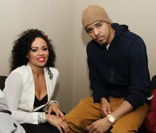 Photo Phresh - Singer Elle Varner and rapper J. Cole catch up at the GREY GOOSE Cherry Noir VIP bar during the Trey Songz Chapter V Show in New York City.(Photo: Anna Webber/Getty Images for GREY GOOSE)
