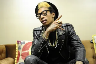 Wiz Khalifa @wizkhalifa - Tweet: "On site reporting from the ny streets"Wiz takes hold of the camera in a series of mini videos using Twitter's new mobile app, Vine.(Photo: John Ricard / BET)