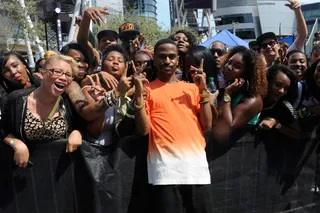 106 &amp; Park Live: Big Sean  - All the big named Seans were out at 106 &amp; Park Saturday! Rapper Big Sean posed with fans at 106 &amp; Park Live presented by Coke.(Photo: John Ricard/Getty Images for BET)