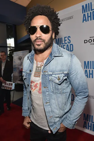Lenny Kravitz - The rocker kicked his healthy eating habits into high-gear when he recently decided to not only go vegan but to adopt a raw food diet. He posted a pic saying he's been&nbsp;100% raw for two months now.(Photo: Mike Windle/Getty Images)&nbsp;