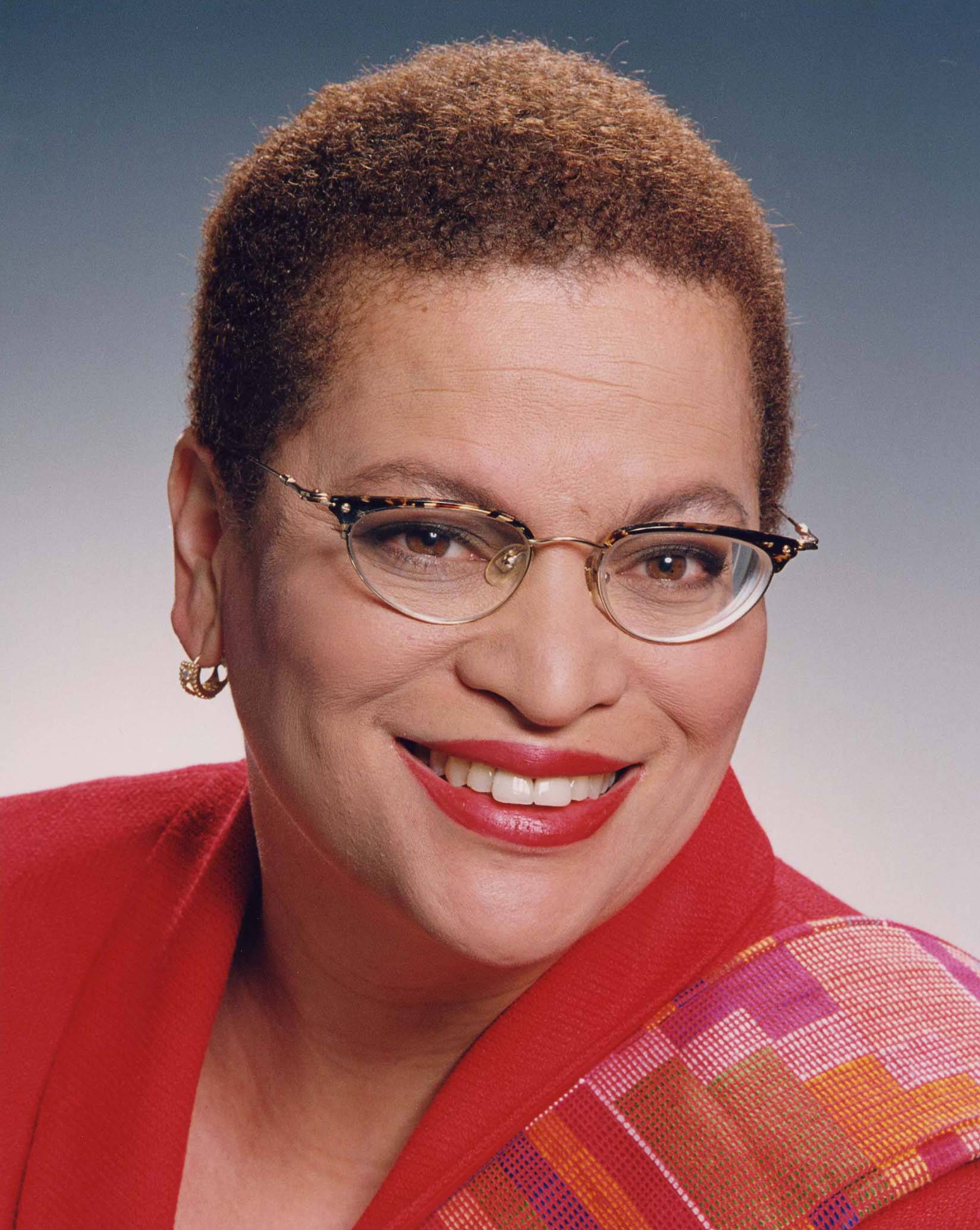 Julianne Malveaux to Step Down as President of Bennett College&nbsp; - Bennett College, the historically Black all-women’s college, announced last week that President Julianne Malveaux is resigning. Her resignation will be effective May 6. The noted economist and author has led the college since 2007. She is leaving to pursue other challenges, the press statement said.(Photo: Wikicommons)
