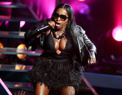 Foxy Brown  - This hip hop diva has been on the scene since the mid 90s and has collaborations with heavy weights like Jay Z, Nas and Method Man under her belt.(Photo: Stephen Lovekin/Getty Images)