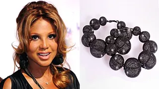 Toni Braxton - Ms. Toni on the red carpet rocking &quot;The Mesh&quot; earrings in black. (Photo: Courtesy of Poparazzi)
