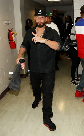 Bring the Drama - Hip Hop Awards wouldn't be the same with DJ Drama. Decked in all black everything, he is preparfed and professional.(Photo: Bennett Raglin/BET/Getty Images for BET Networks)